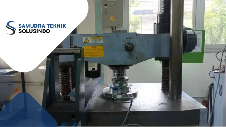 Universal testing machine: alat penting untuk pengujian material