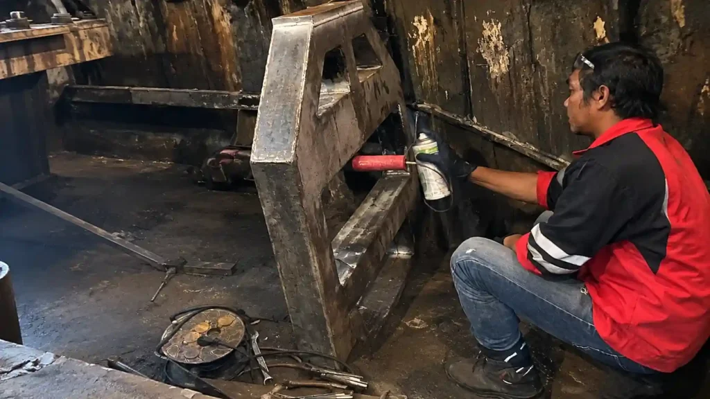 Evaluasi Metode Pengujian NDT untuk Deteksi Retakan Komposit